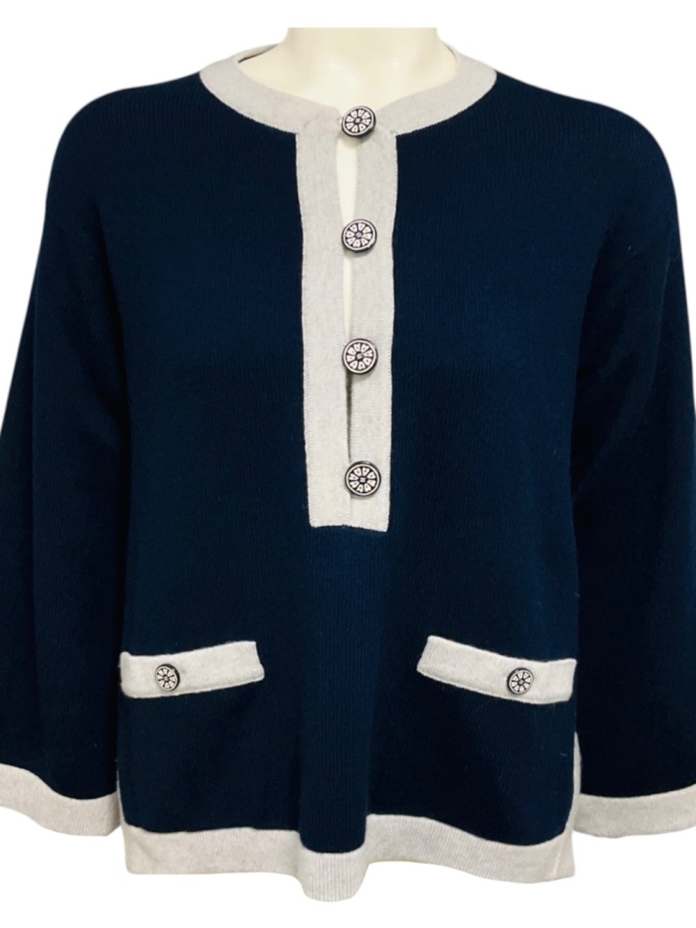 CHANEL NAVY BLUE / GREY 2016 CHANEL AIRLINES COLLECTION CASHMERE KNIT SWEATER WI